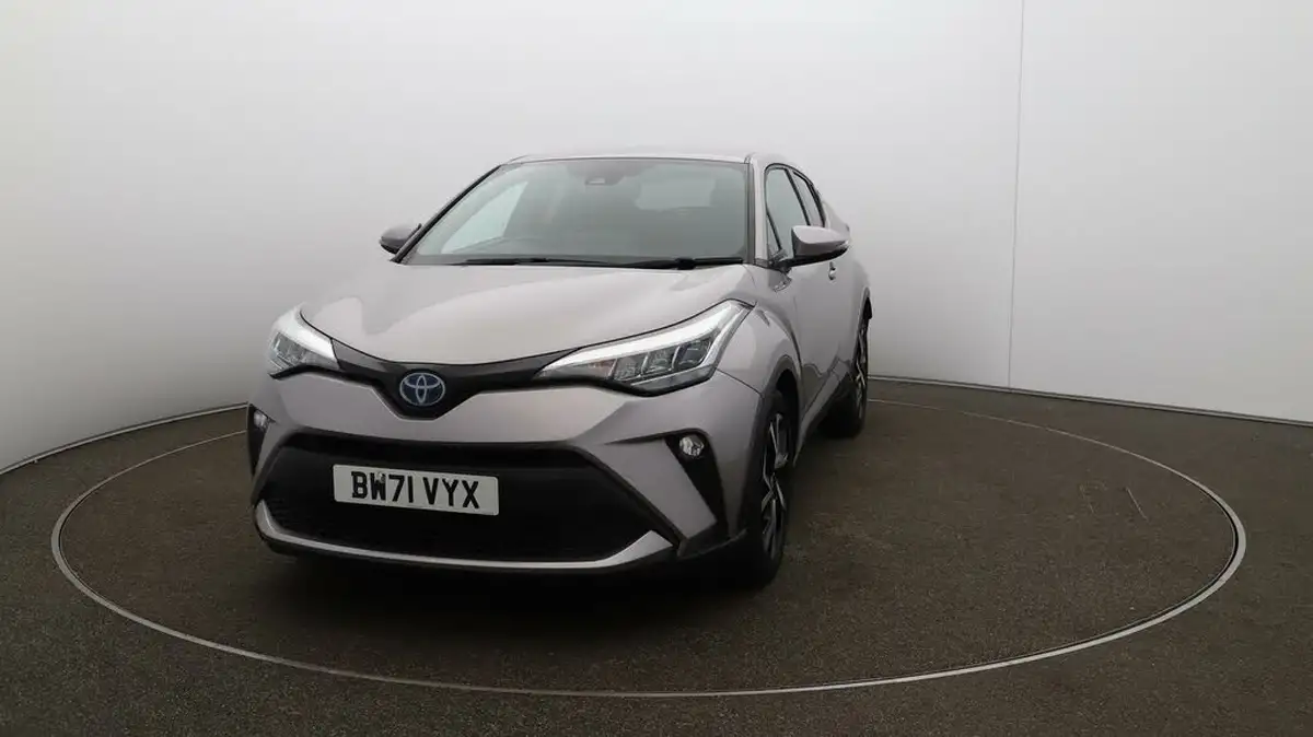 2022-toyota-c-hr-18-vvt-i-design-big-30