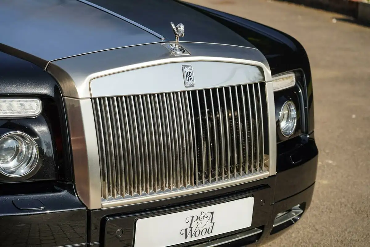 2010-rolls-royce-phantom-67-drophead-big-5