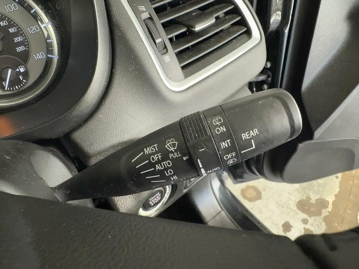 2023-suzuki-s-cross-14-boosterjet-motion-big-21