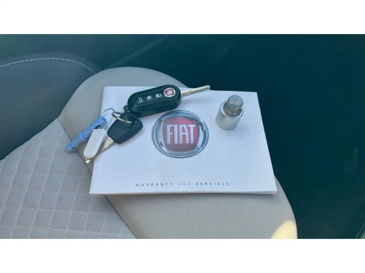 2021-fiat-500-10-dolcevita-big-18