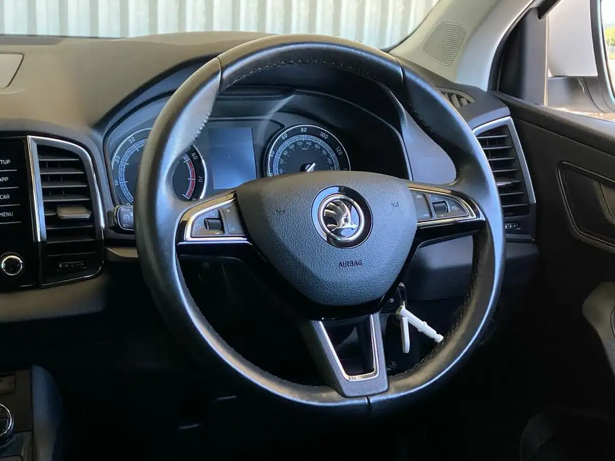 2020-skoda-karoq-10-tsi-se-115ps-big-37