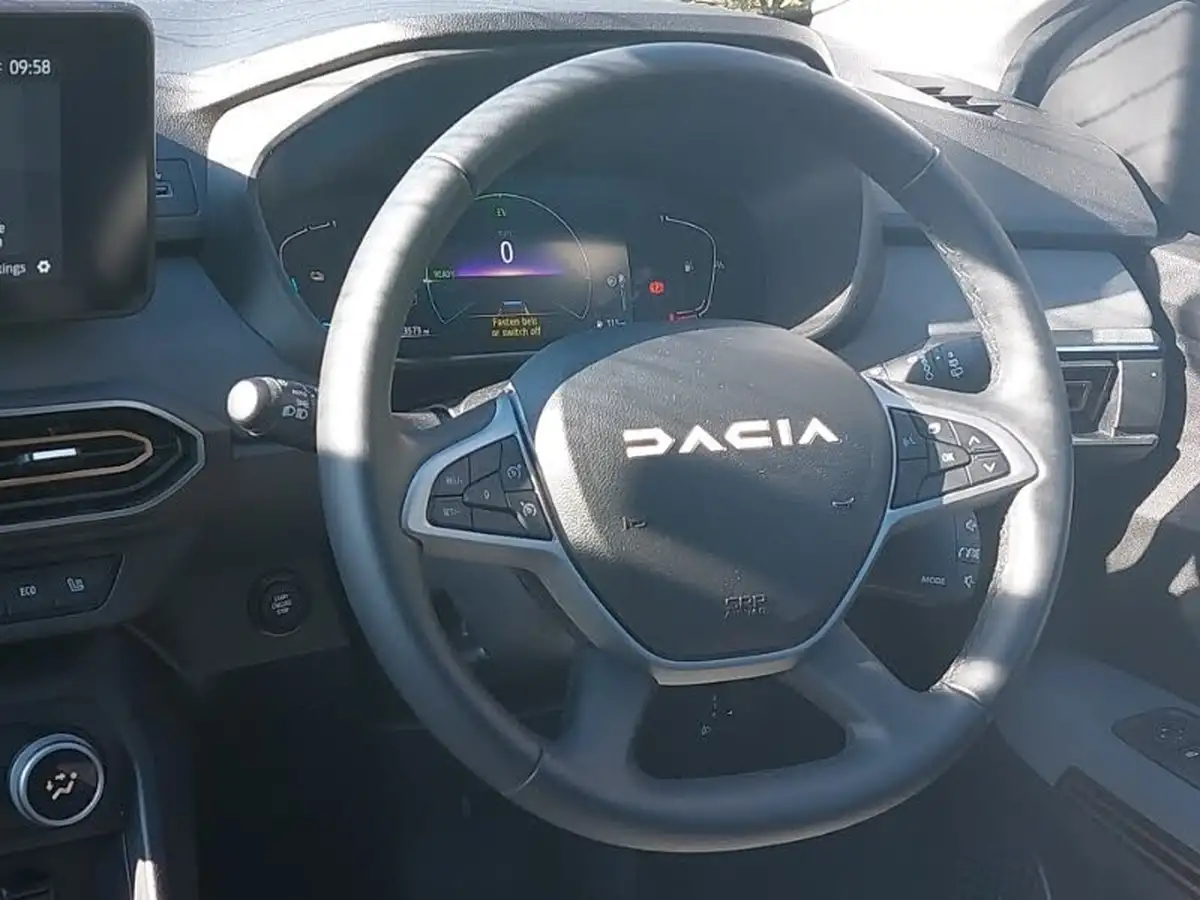 2024-dacia-jogger-16-tce-extreme-big-10