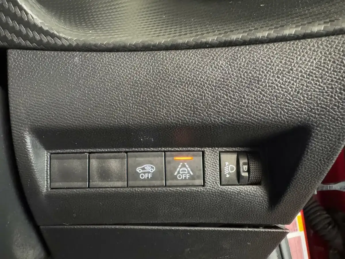 2021-peugeot-2008-suv-15-bluehdi-allure-premium-big-23