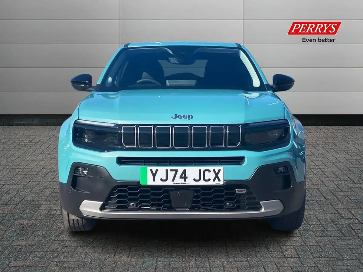 2024-jeep-avenger-e-summit-big-3