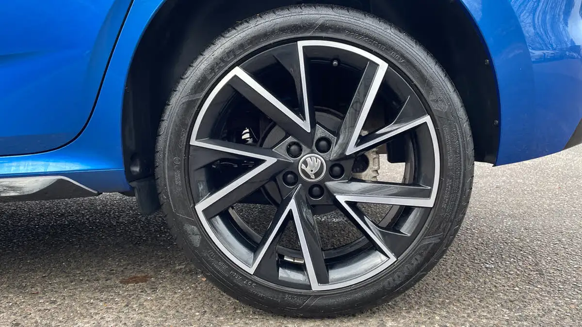 2023-skoda-kamiq-10-tsi-monte-carlo-110ps-dsg-big-17