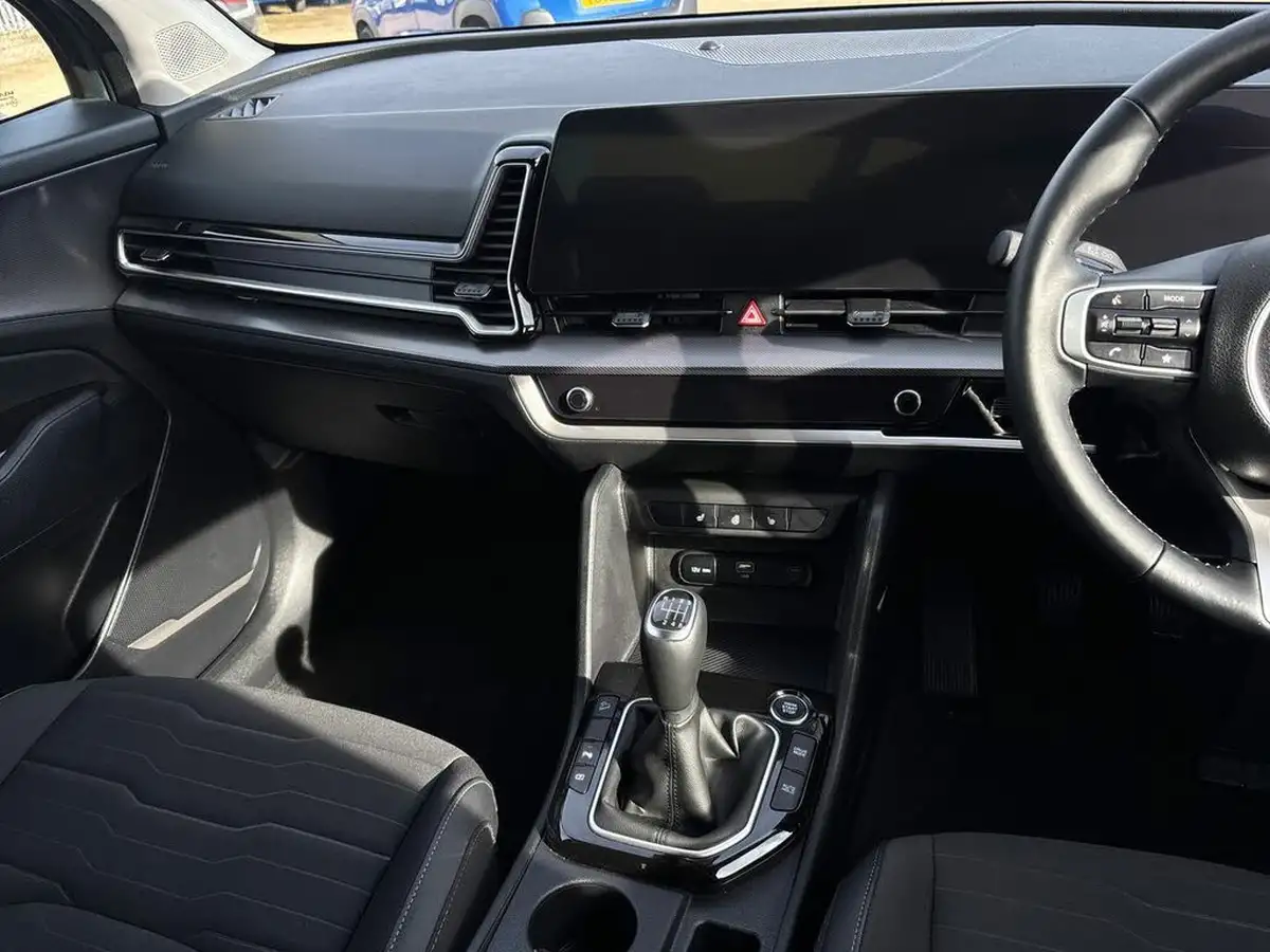 2024-kia-sportage-16-t-gdi-3-157bhp-48v-big-16