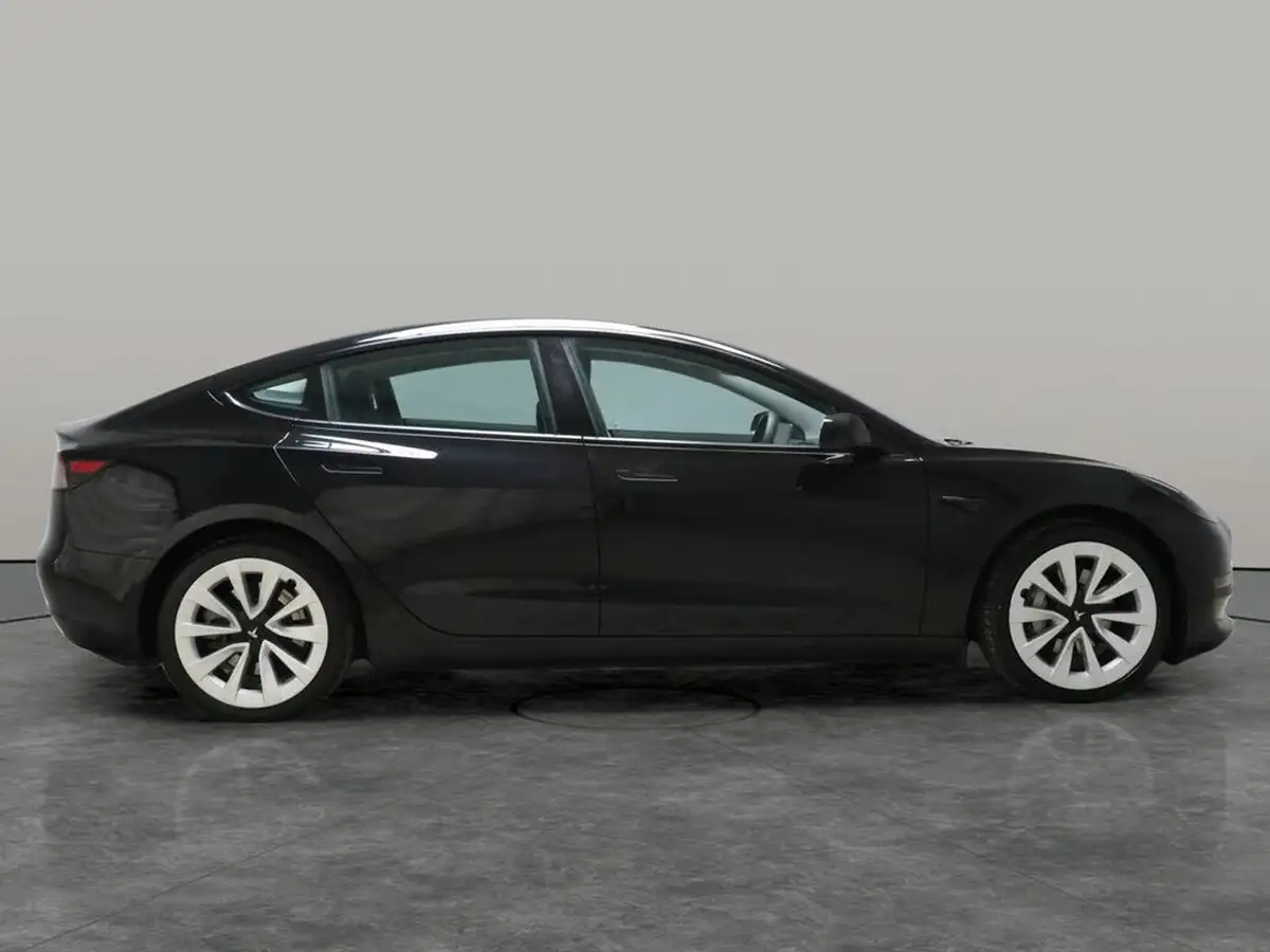 2021-tesla-model-3-e-long-range-awd-big-6