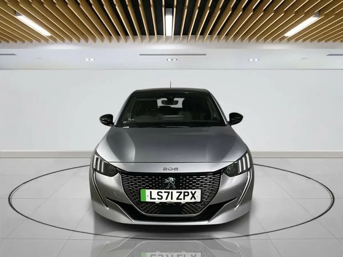2021-peugeot-208-e-gt-50kwh-big-1