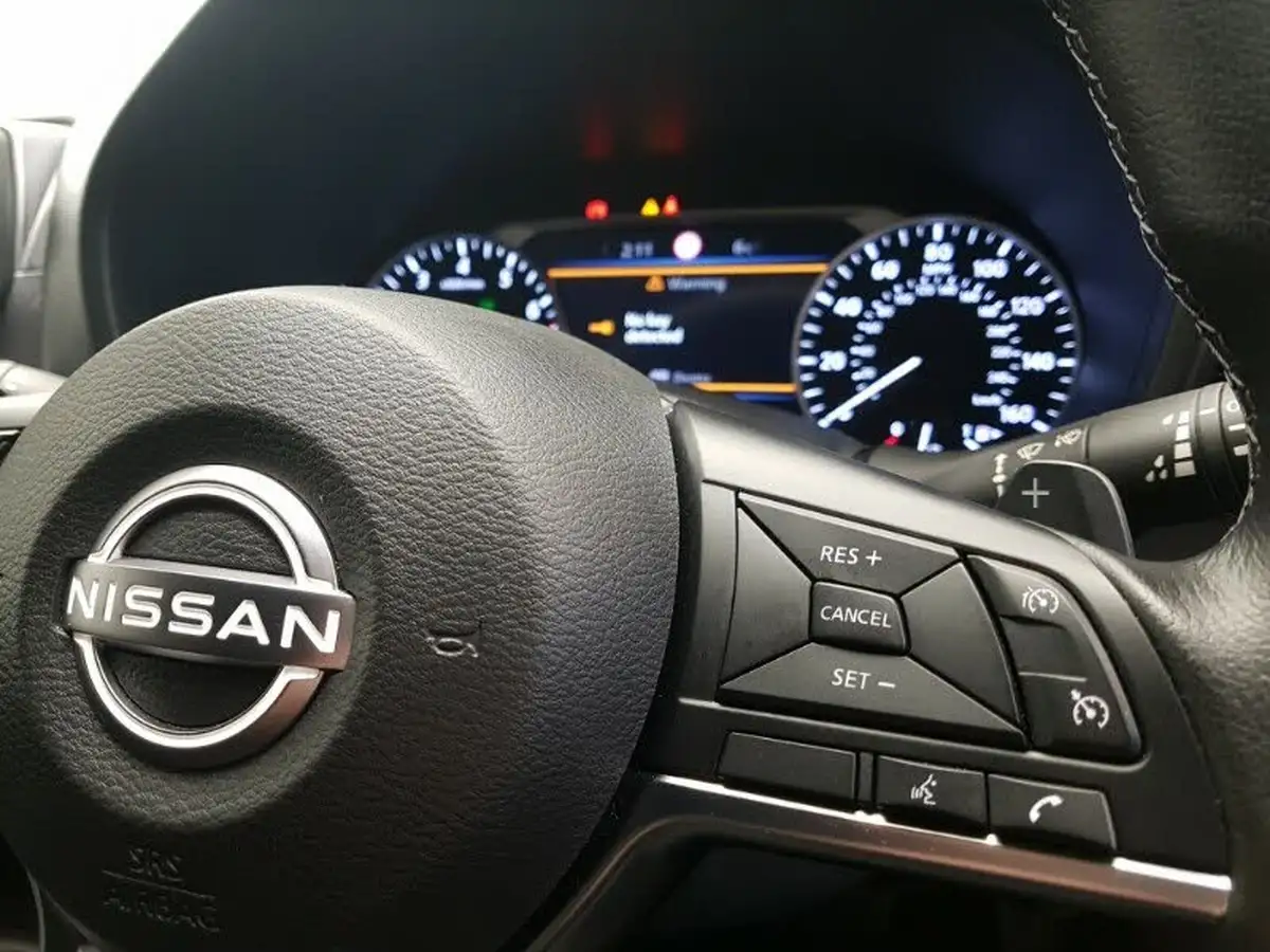 2023-nissan-juke-10-dig-t-n-connecta-dct-big-15