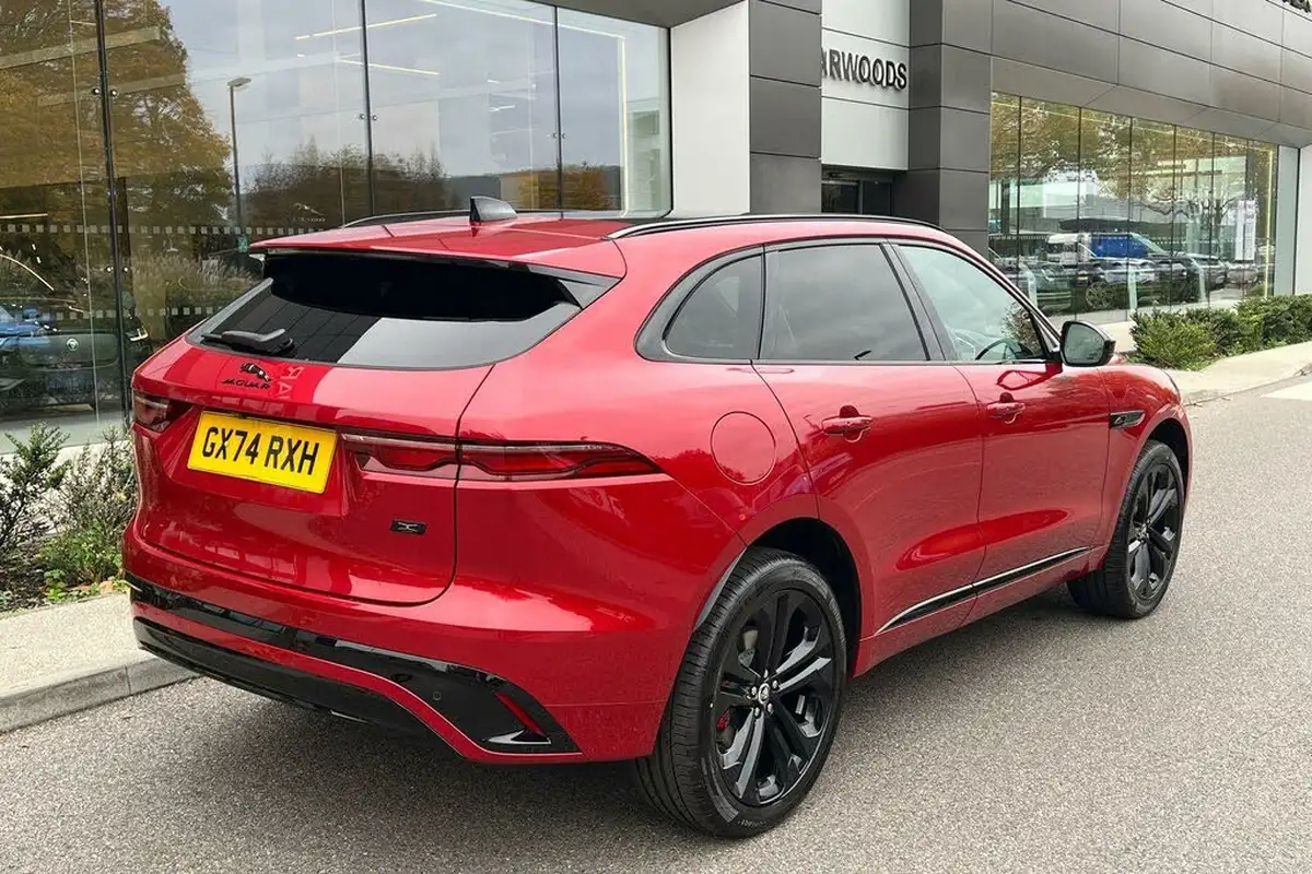 2024-jaguar-f-pace-20-d200-r-dynamic-se-black-90th-anniversary-edition-big-8