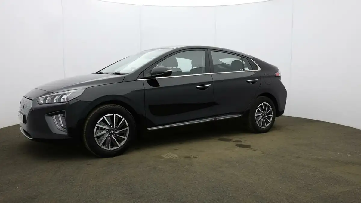 2022-hyundai-ioniq-e-premium-electric-big-27