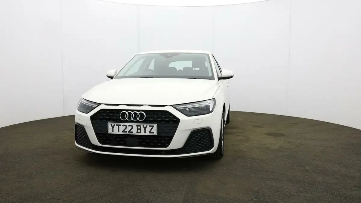 2022-audi-a1-10-25-tfsi-technik-big-34