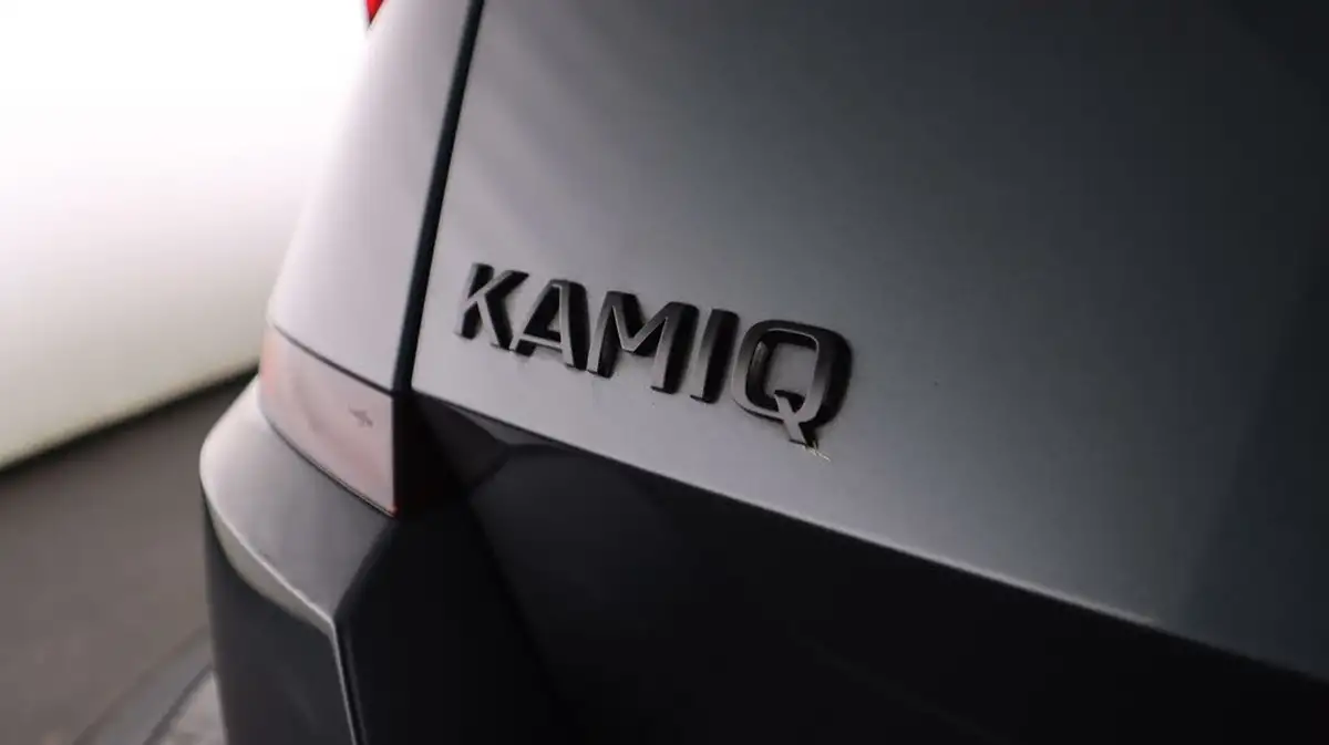 2021-skoda-kamiq-15-tsi-monte-carlo-dsg-big-20