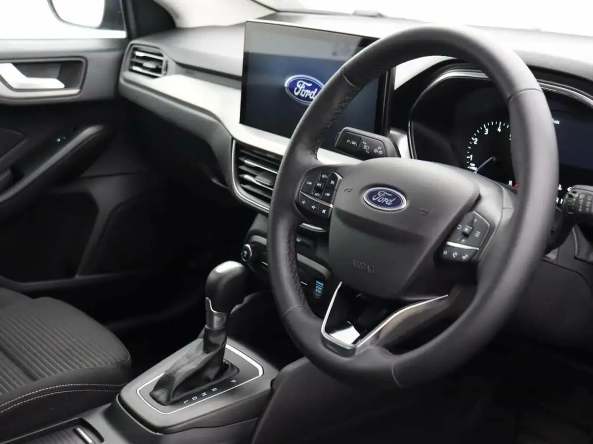 2024-ford-focus-10t-titanium-155ps-estate-powershift-big-11