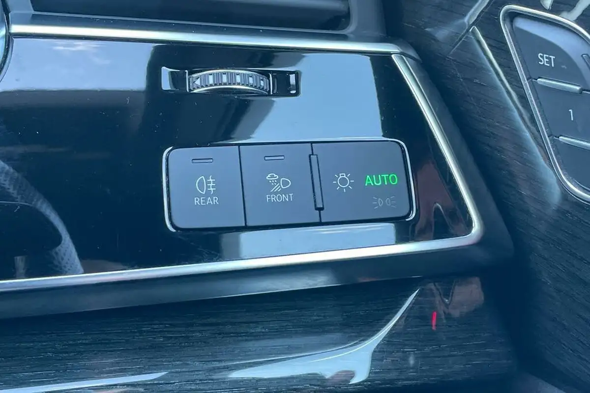 2020-audi-q7-30-50-tdi-black-edition-big-50