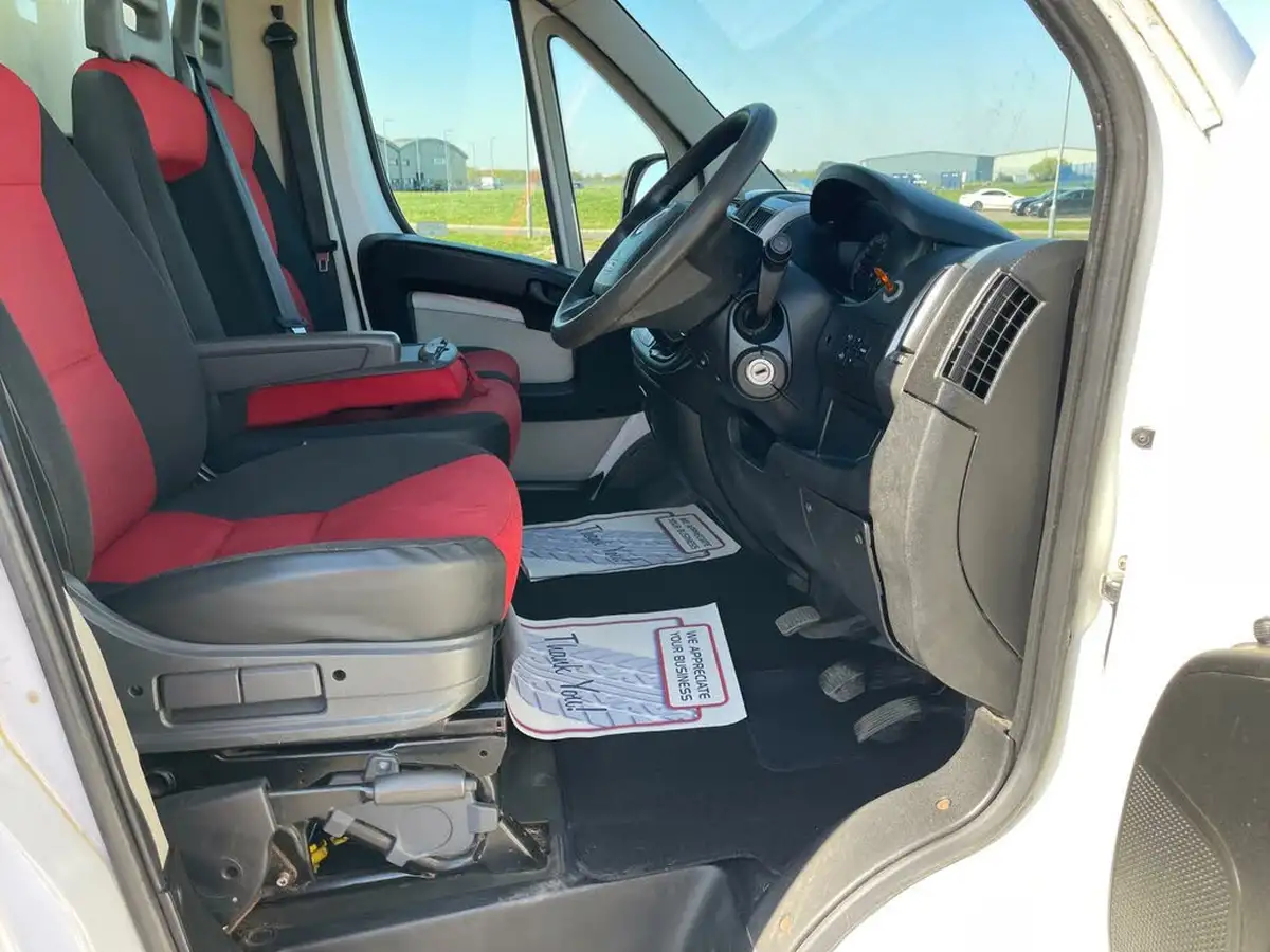 2012-fiat-ducato-23td-35-l3h1-130-l3h1-chassis-cab-big-20