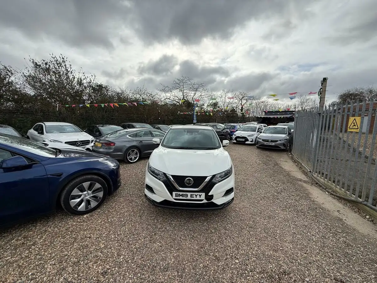 2019-nissan-qashqai-13-dig-t-acenta-premium-140ps-big-27