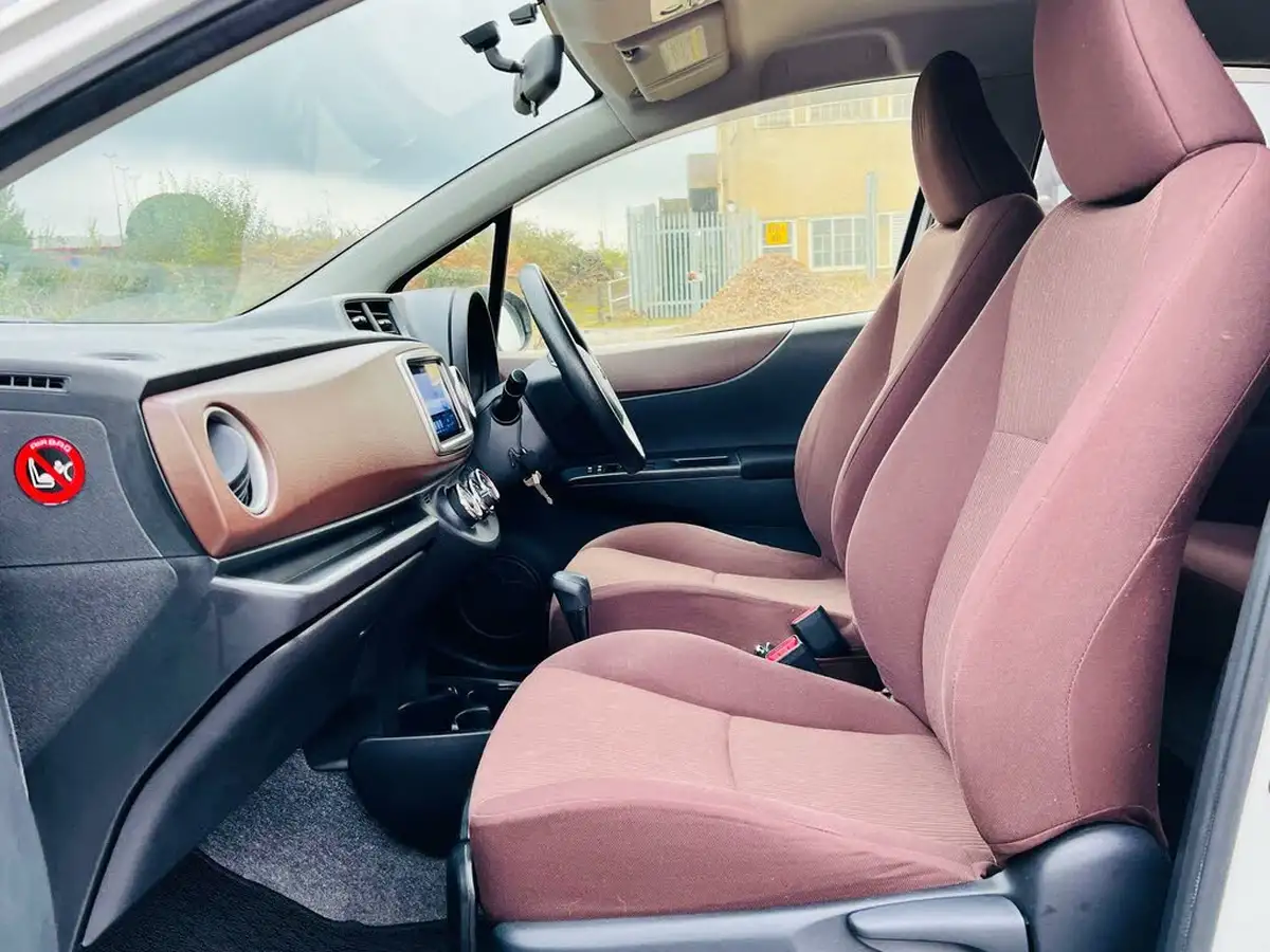 2012-toyota-yaris-133-tr-5d-m-drive-s-big-11