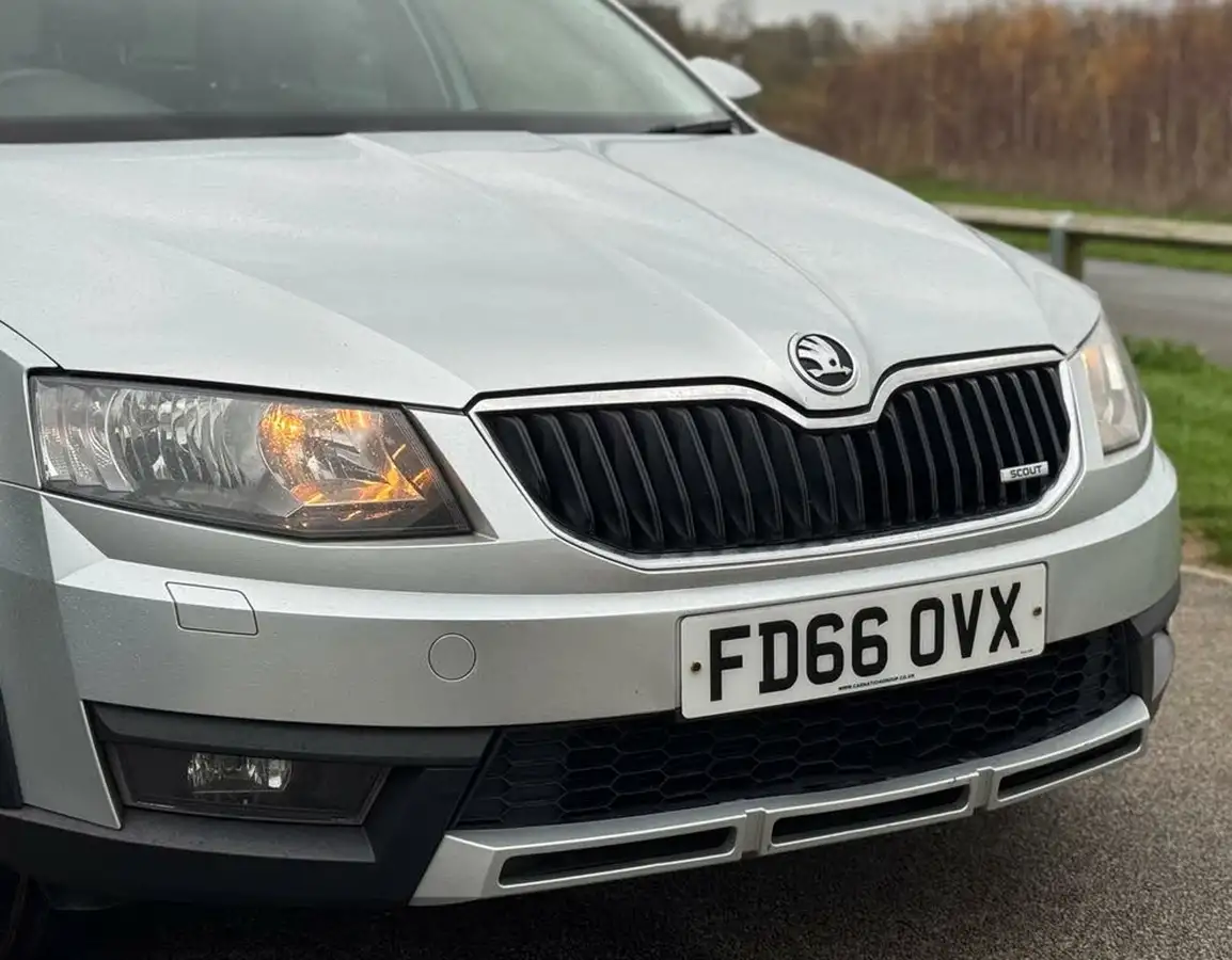 2016-skoda-octavia-20tdi-scout-184ps-dsg-big-24