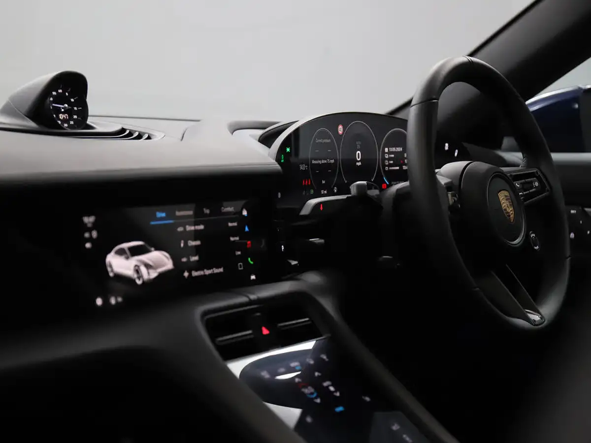 2024-porsche-taycan-e-4s-544ps-big-9