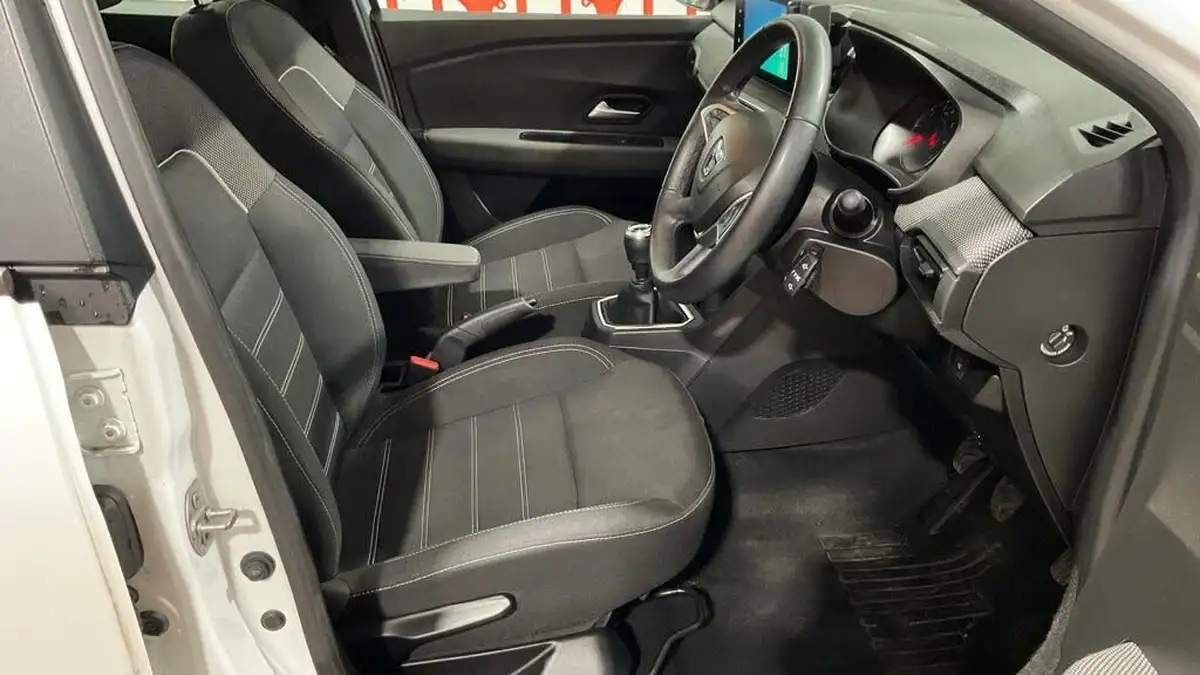 2022-dacia-sandero-10-tce-comfort-90bhp-big-6