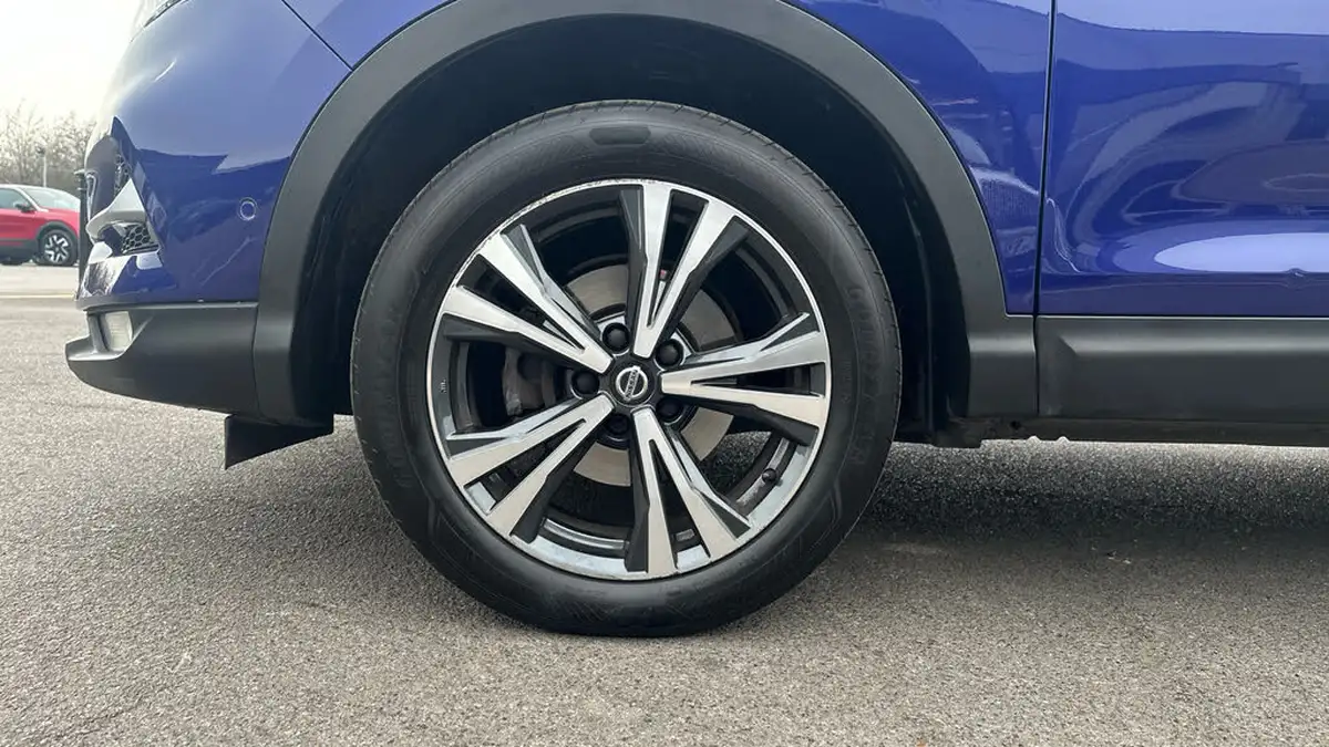 2020-nissan-qashqai-15dci-n-connecta-18in-alloys-dct-big-16