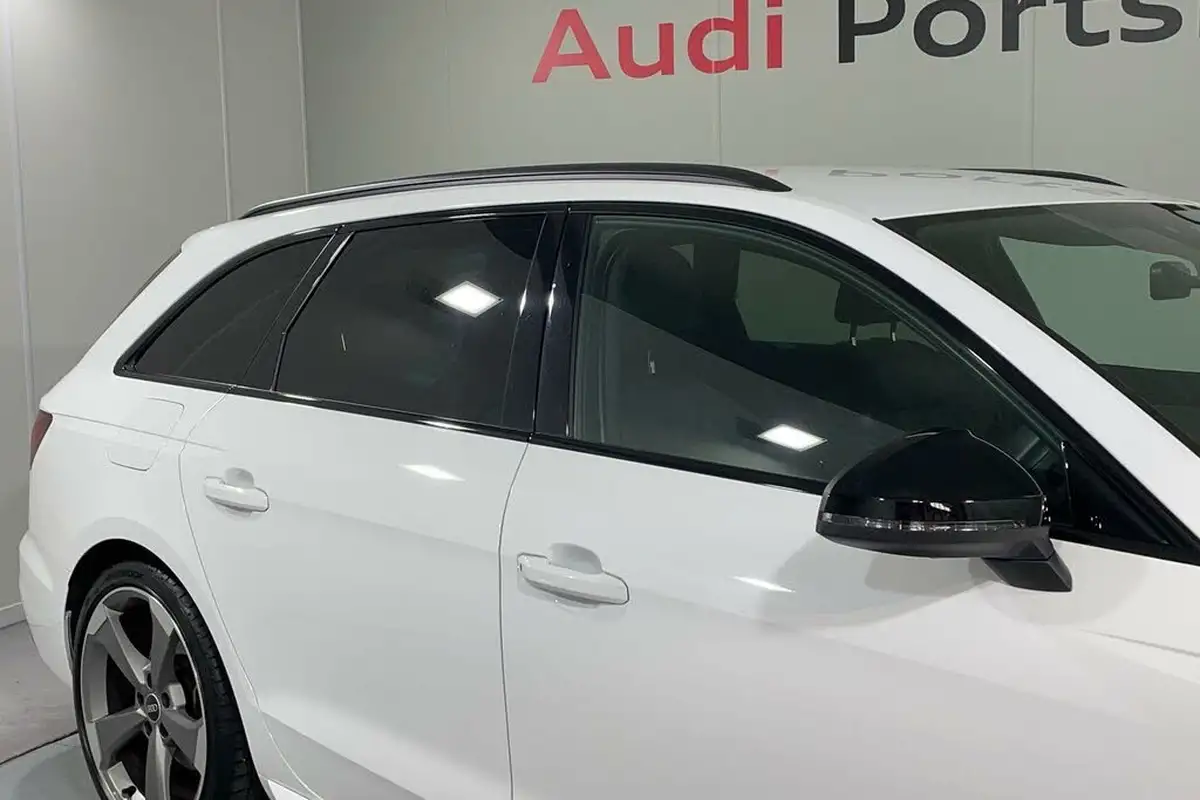 2021-audi-a4-avant-20-35-tfsi-black-edition-s-tronic-big-12