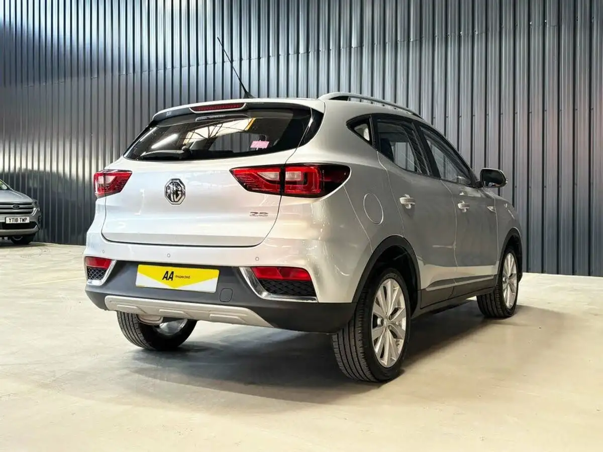 2018-mg-zs-suv-10t-gdi-excite-big-8