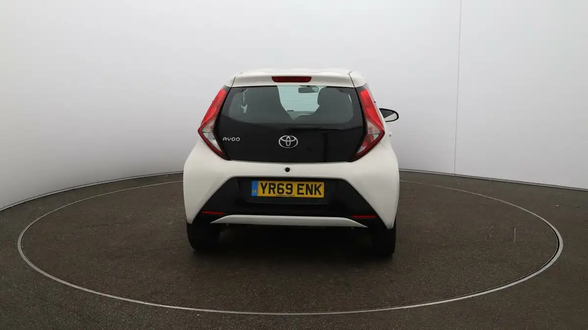2019-toyota-aygo-10-vvt-i-x-play-tss-x-shift-big-49
