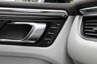 2016-porsche-macan-30td-s-small-25