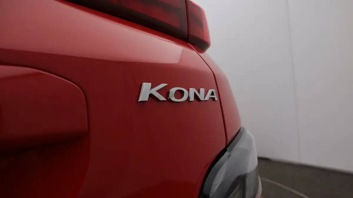 2022-hyundai-kona-e-ultimate-big-24