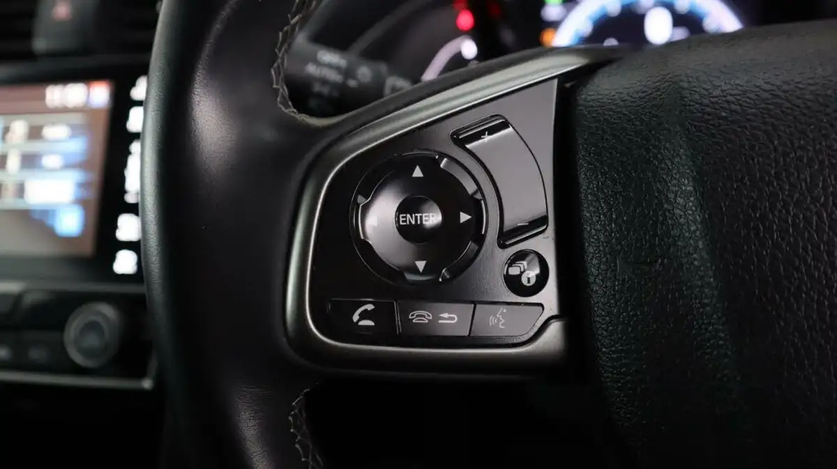 2019-honda-civic-10-vtec-turbo-sr-hatchback-5d-big-21