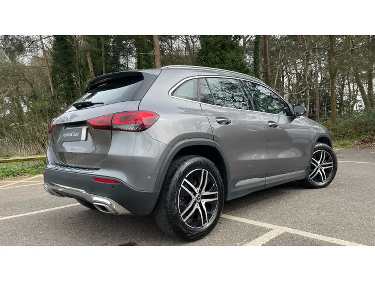 2023-mercedes-benz-gla-class-13-gla-200-sport-executive-station-wagon-big-24
