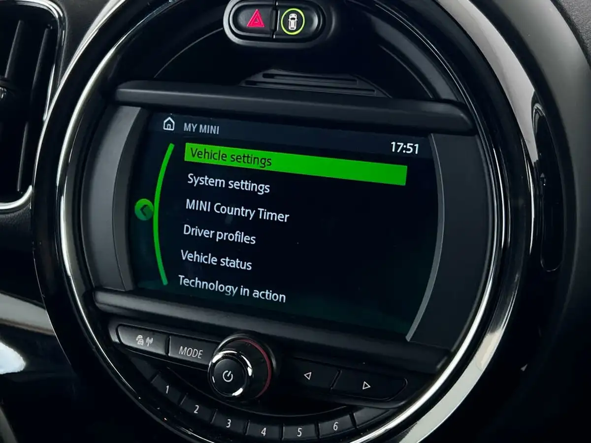 2018-mini-countryman-20-cooper-s-ss-auto-big-27