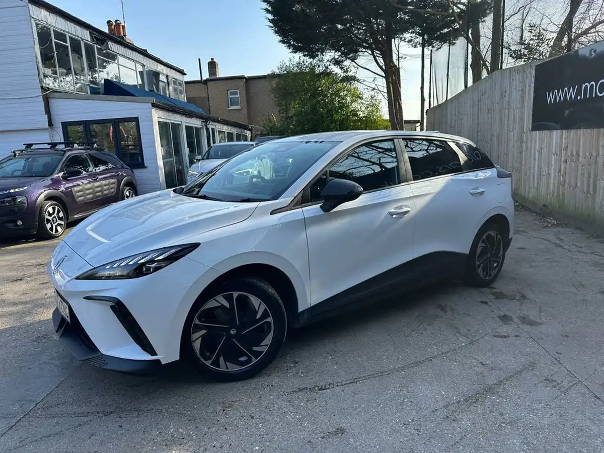 2022-mg-mg4-e-se-ev-203ps-long-big-5