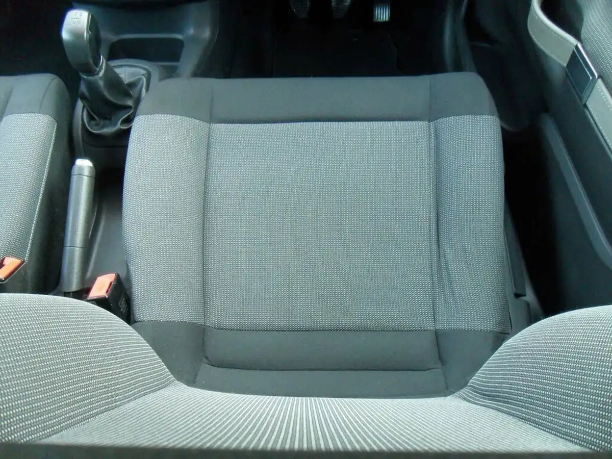 2016-citroen-c4-cactus-12-puretech-touch-big-34