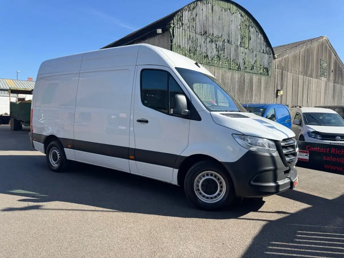 2020-mercedes-benz-sprinter-20cdi-315-l1h1-progressive-big-5