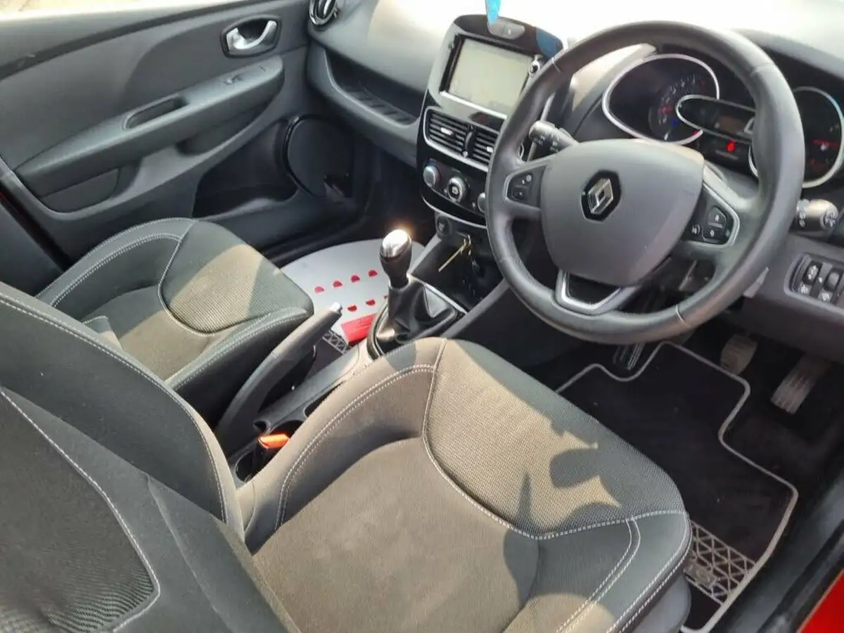 2019-renault-clio-09-tce-iconic-90ps-big-8