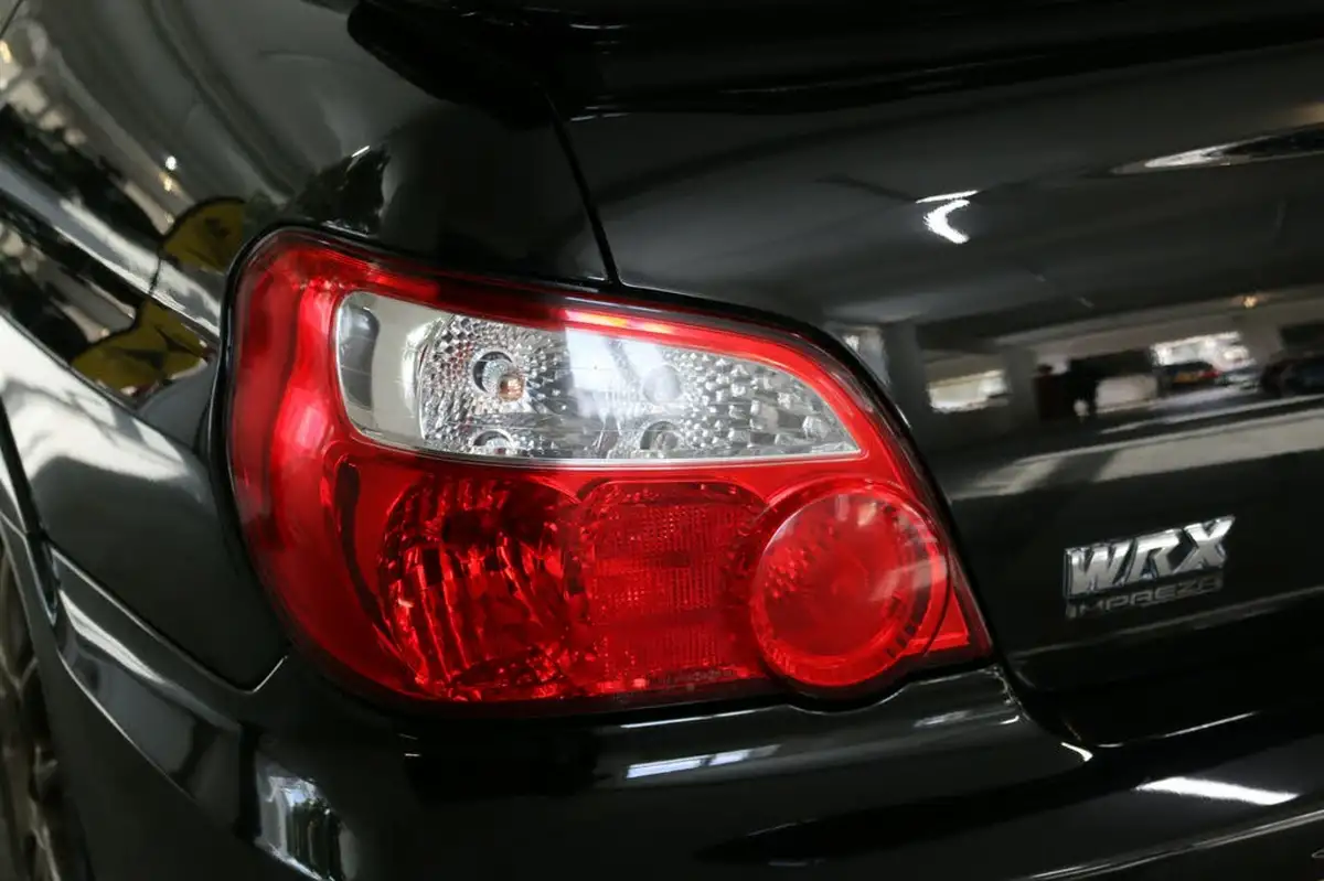 2005-subaru-impreza-big-36