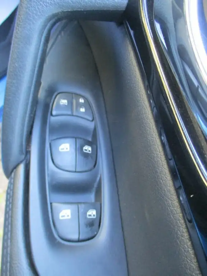 2019-nissan-qashqai-13-dig-t-acenta-premium-140ps-big-30