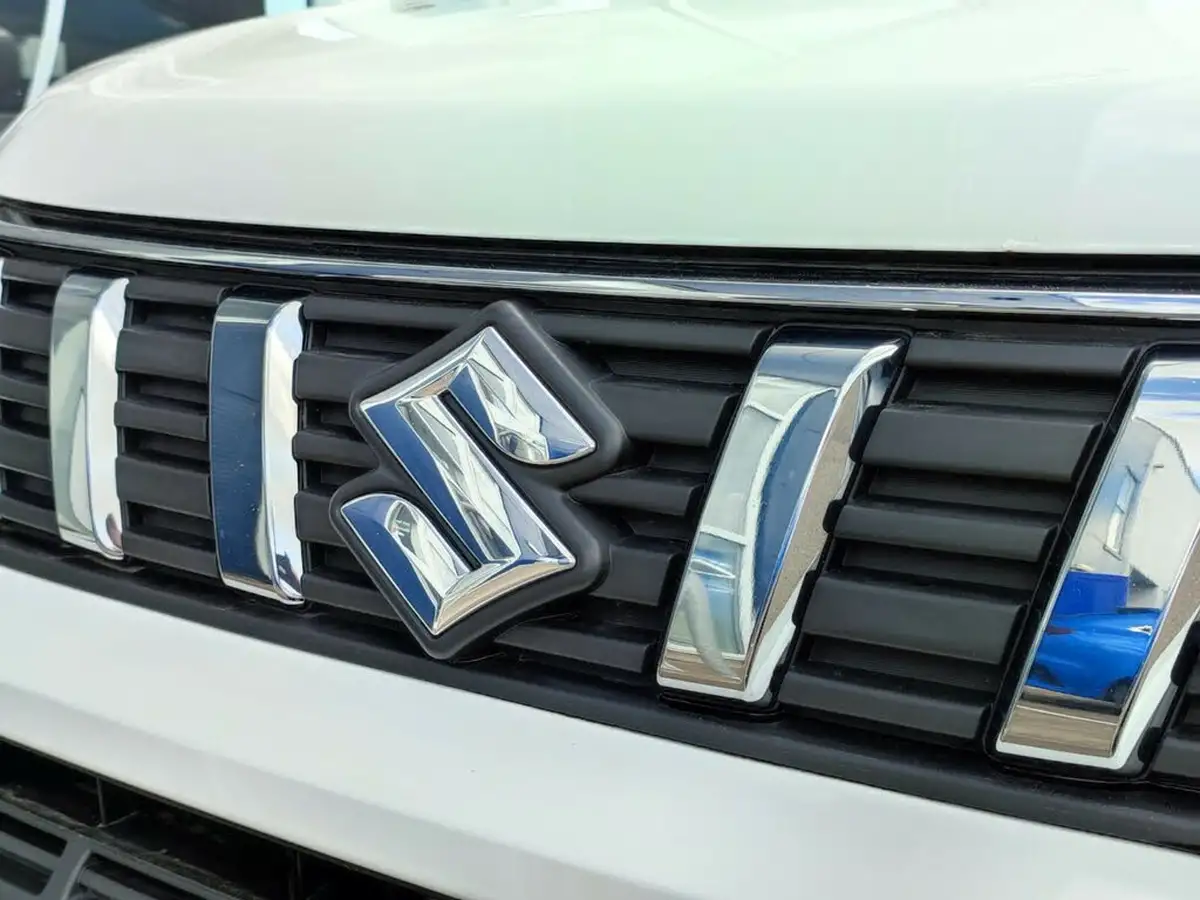 2020-suzuki-vitara-14-boosterjet-sz4-big-22