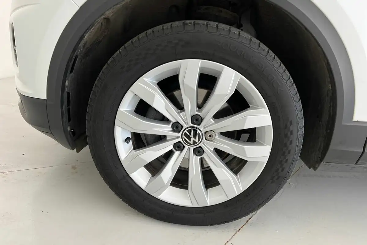 2021-volkswagen-t-roc-10-tsi-se-110ps-big-28
