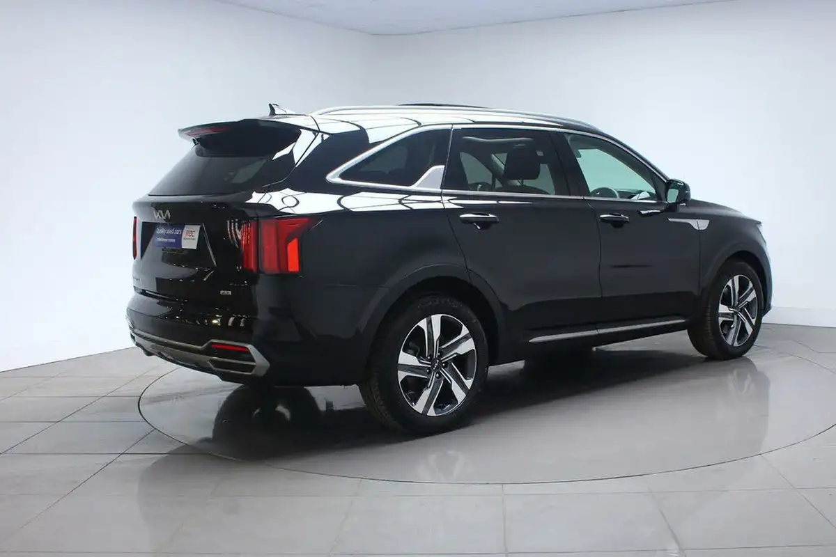 2024-kia-sorento-22-crdi-vision-big-4