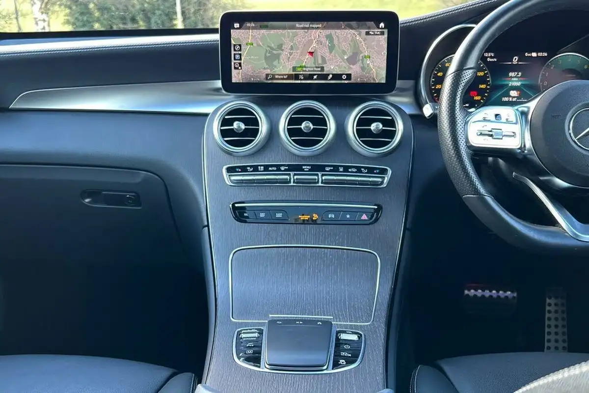2021-mercedes-benz-glc-class-20-glc300e-amg-line-premium-plus-320ps-coupe-4d-big-35