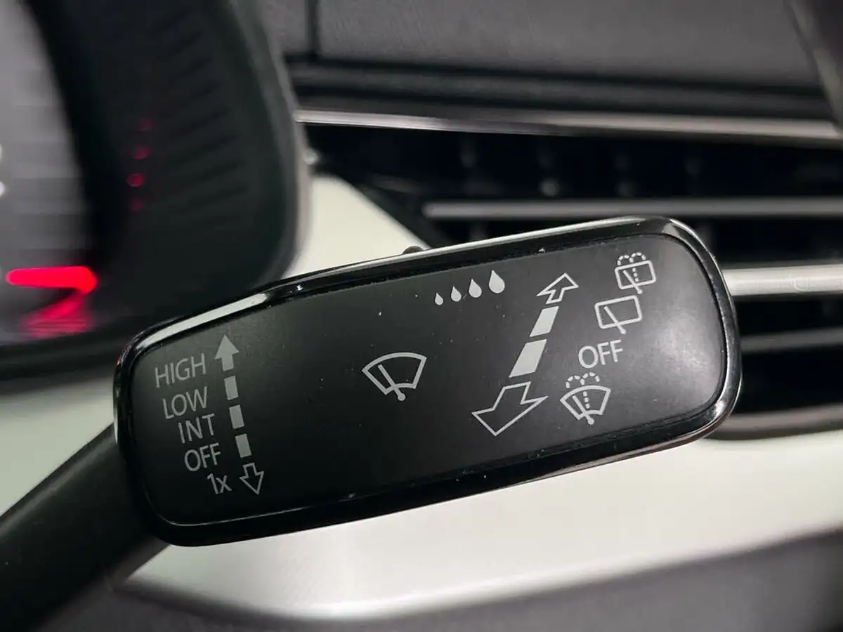 2020-skoda-kamiq-15-tsi-se-l-hatchback-dsg-big-20