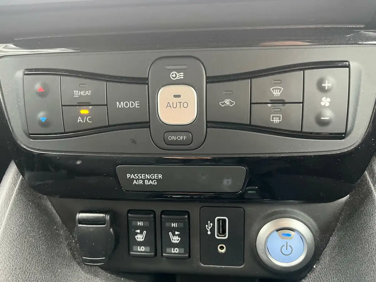 2019-nissan-leaf-e-n-connecta-big-13