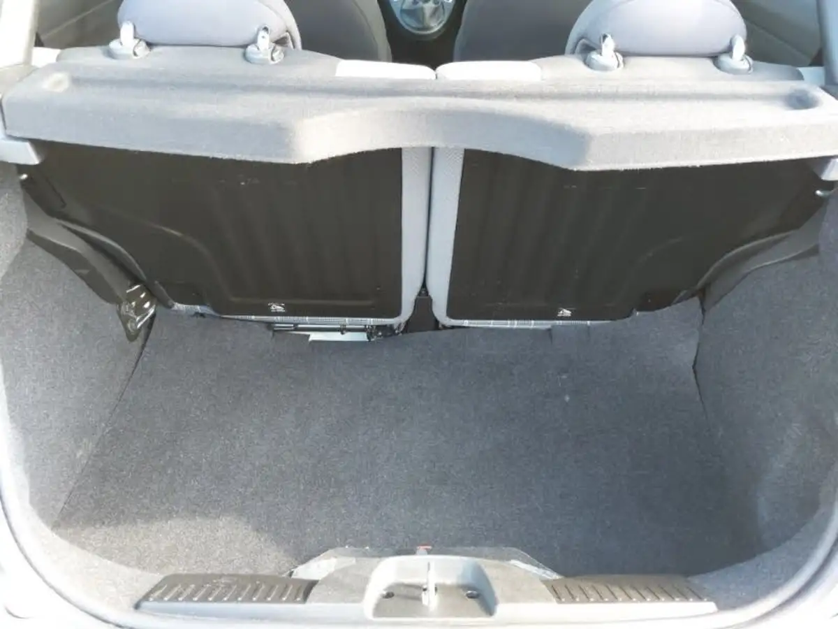 2020-fiat-500-10-lounge-big-7