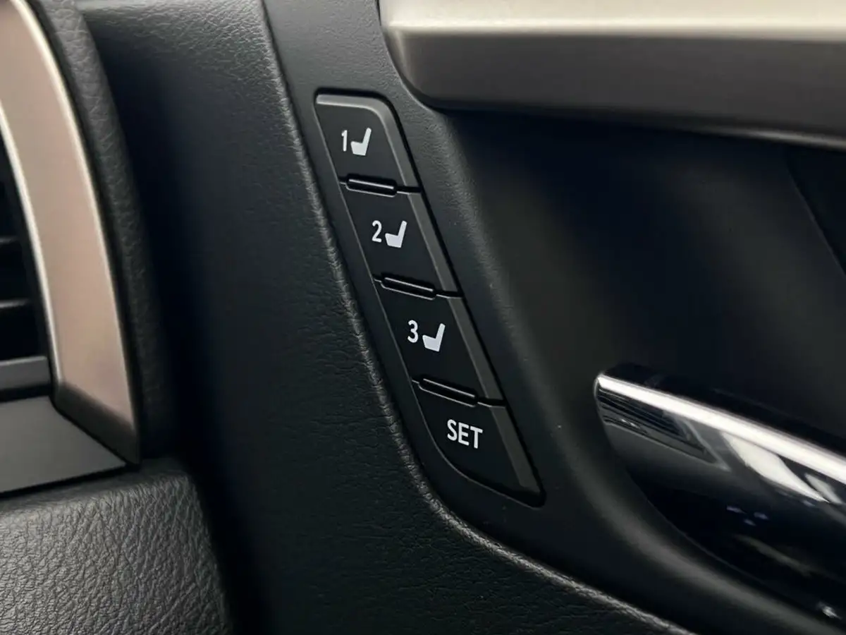 2022-lexus-rx-450h-35-f-sport-big-33