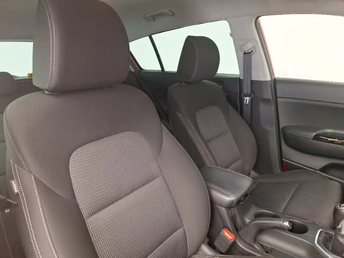 2019-kia-sportage-16-gdi-2-big-18