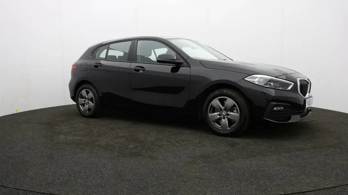 2021-bmw-1-series-15-118i-se-lcp-big-36